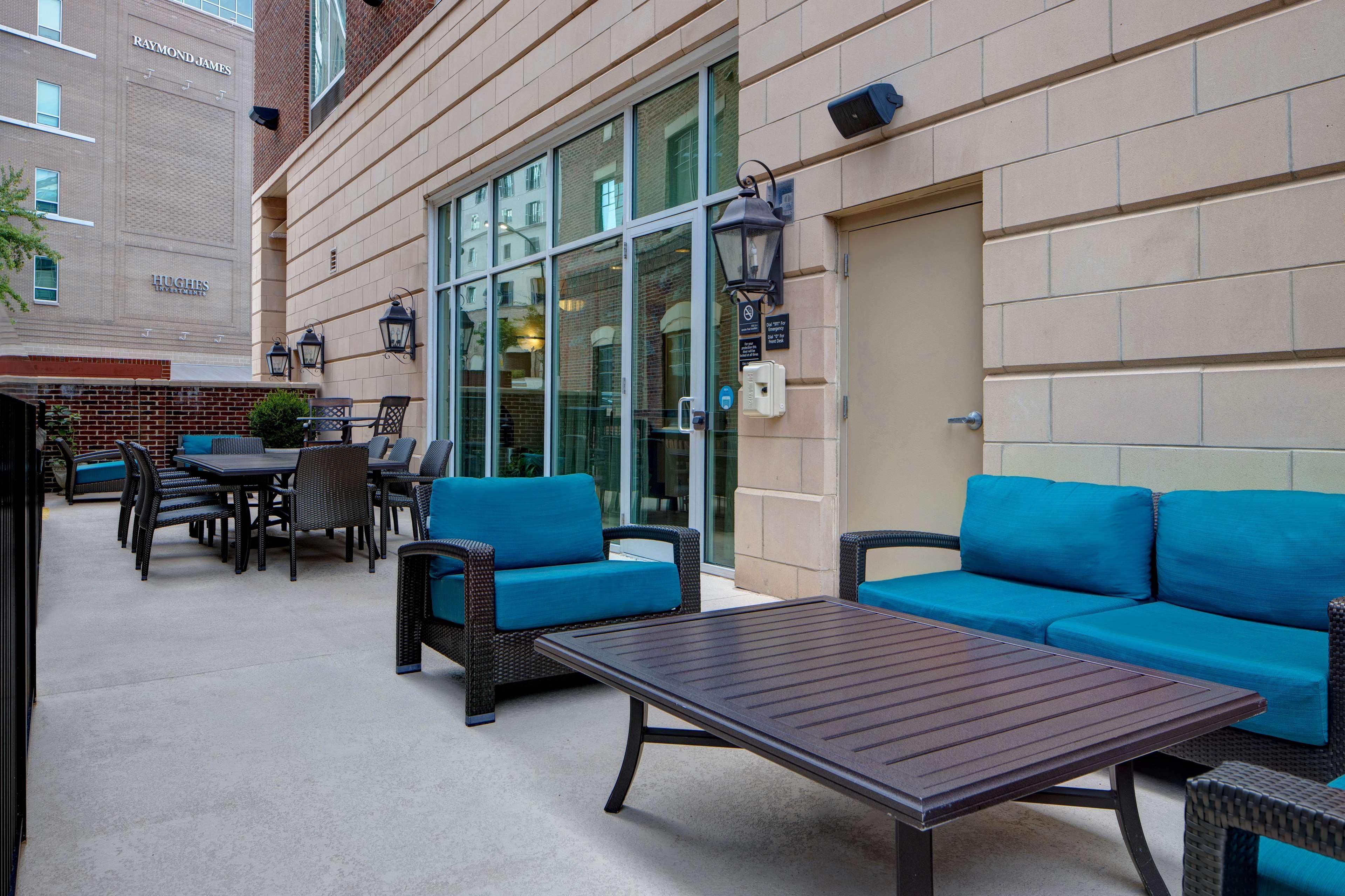 Hampton Inn & Suites Greenville-Downtown-Riverplace Zewnętrze zdjęcie