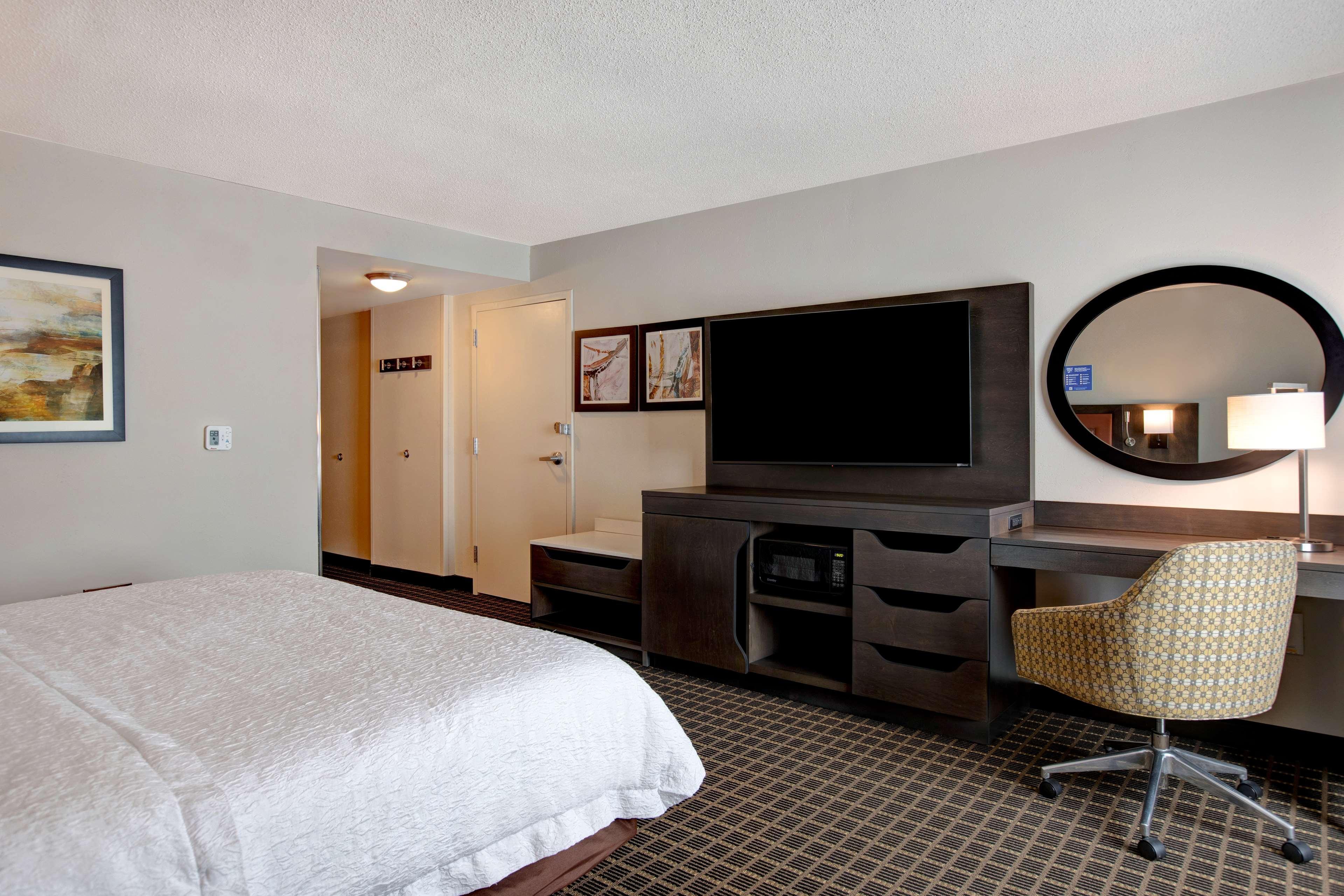 Hampton Inn & Suites Greenville-Downtown-Riverplace Zewnętrze zdjęcie
