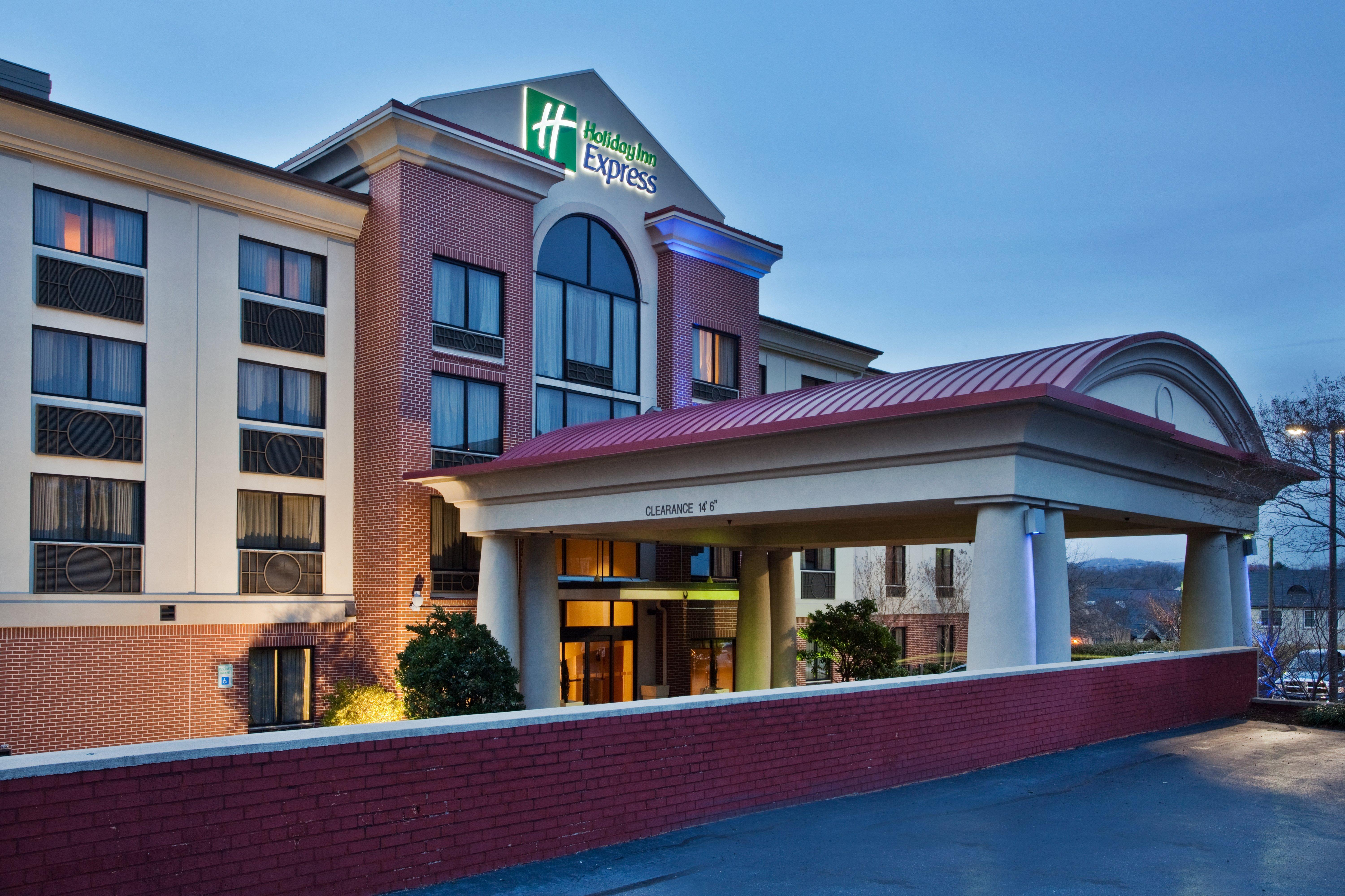 Hampton Inn & Suites Greenville-Downtown-Riverplace Zewnętrze zdjęcie