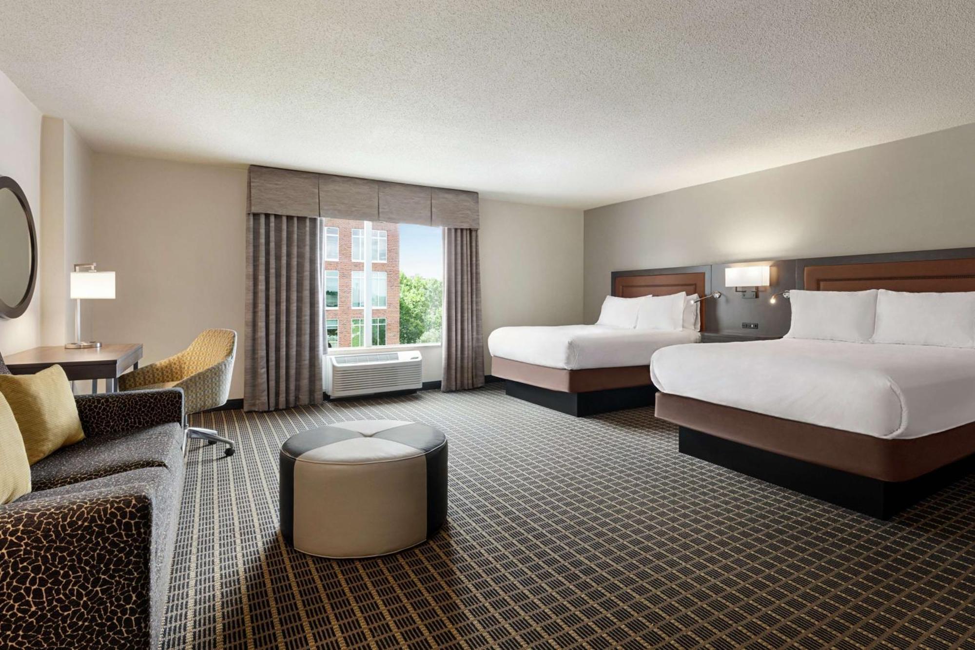 Hampton Inn & Suites Greenville-Downtown-Riverplace Zewnętrze zdjęcie