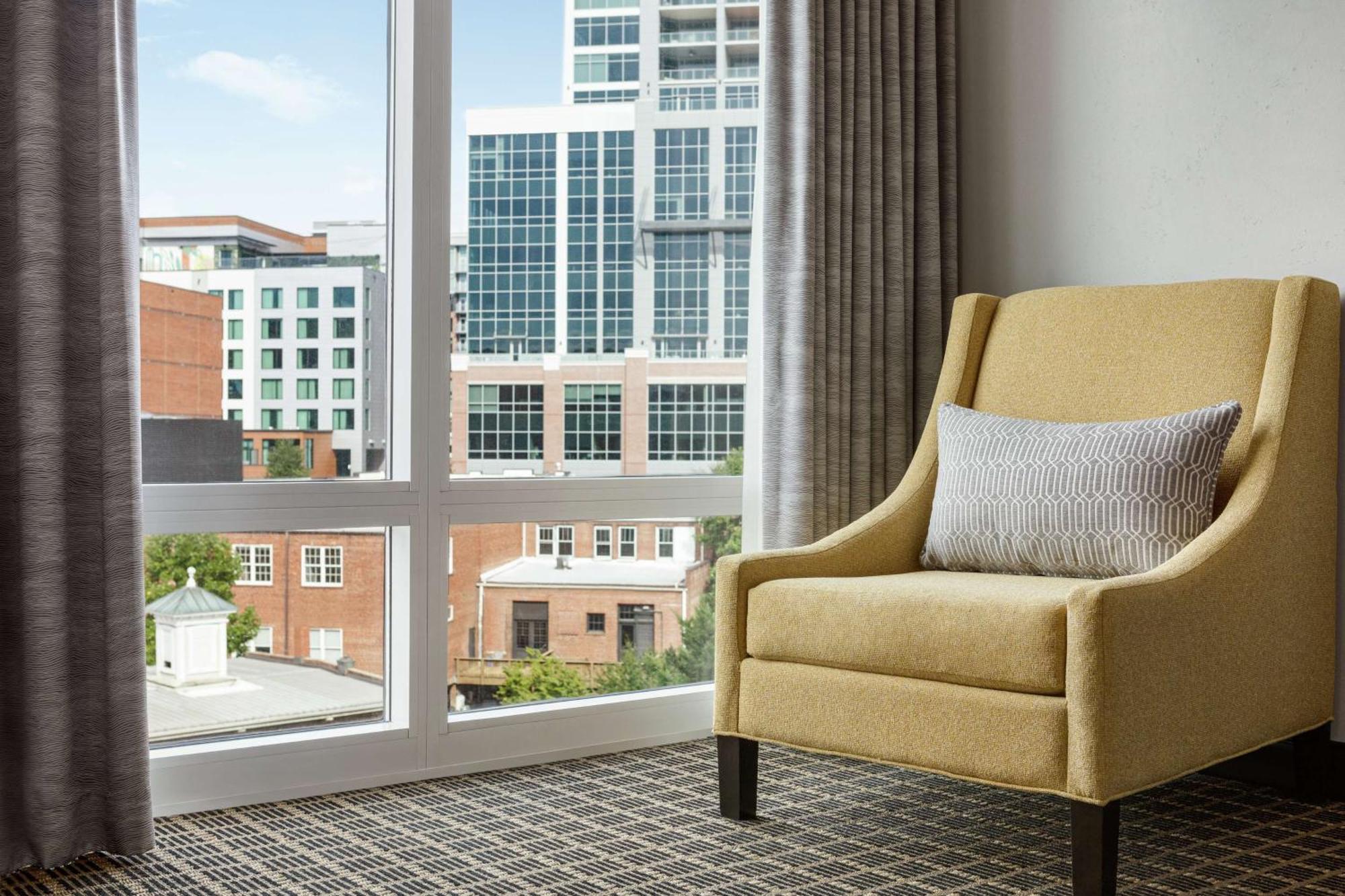Hampton Inn & Suites Greenville-Downtown-Riverplace Zewnętrze zdjęcie