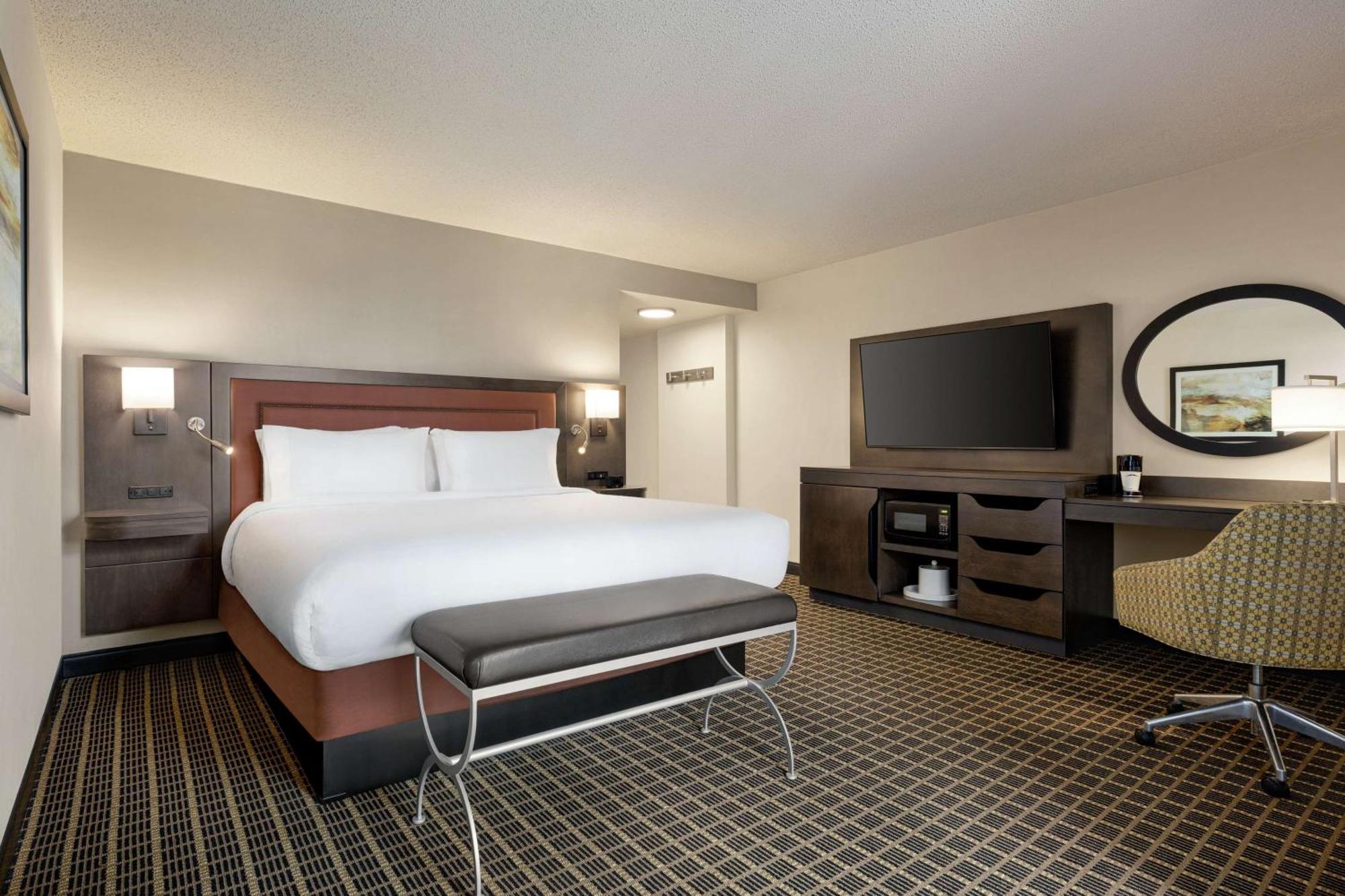 Hampton Inn & Suites Greenville-Downtown-Riverplace Zewnętrze zdjęcie