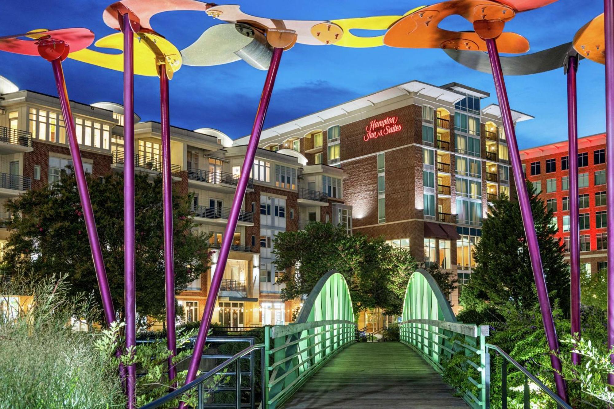 Hampton Inn & Suites Greenville-Downtown-Riverplace Zewnętrze zdjęcie